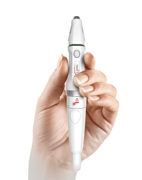 swift handpiece and hand 1